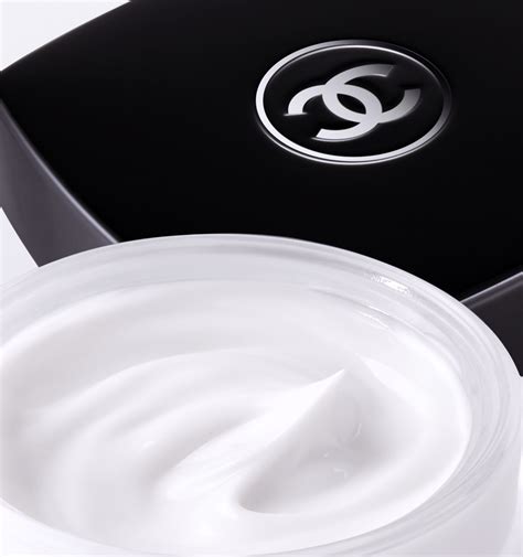 chanel peeling|de chanel revitalizing mask.